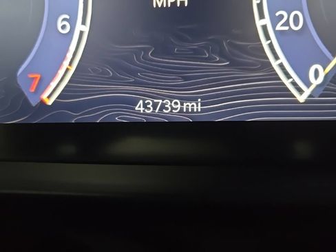 Used 2023 Jeep Grand Cherokee Overland AWD/4WD image 24