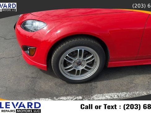 Used 2010 MAZDA MX-5 Miata Sport RWD image 9