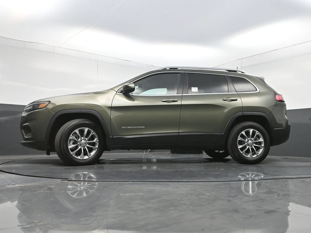 Used 2021 Jeep Cherokee Latitude Lux w/ Comfort/Convenience Group AWD/4WD image 26