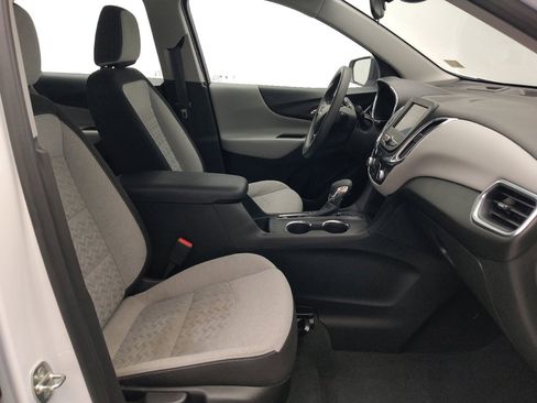 Used 2023 Chevrolet Equinox LS FWD image 21