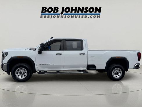Used 2024 GMC Sierra 3500 Pro AWD/4WD image 6