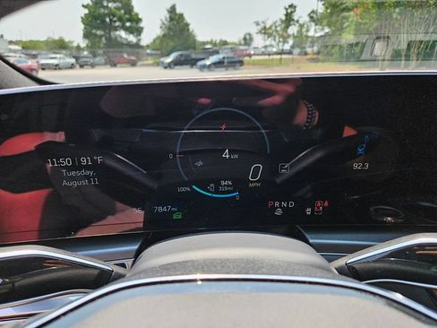 Used 2024 Cadillac Lyriq Tech AWD/4WD image 28