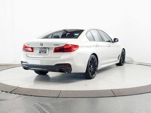 Used 2018 BMW 540i xDrive AWD/4WD image 12