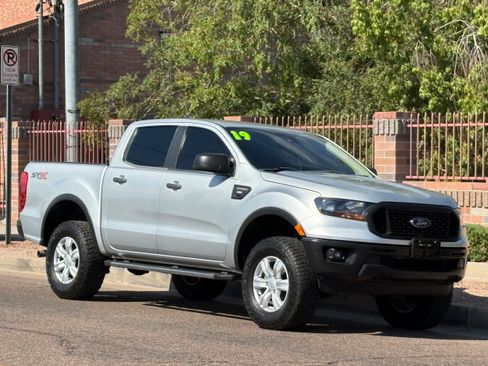 Used 2019 Ford Ranger XL w/ Equipment Group 101A Mid RWD image 8