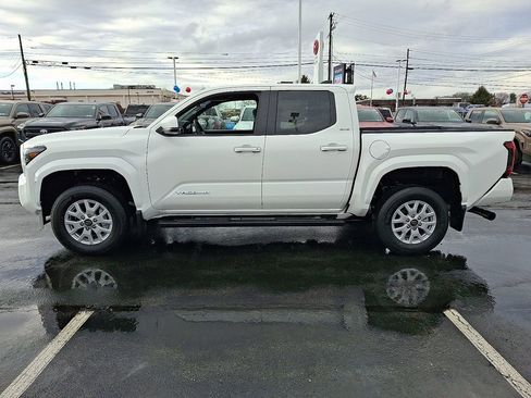 New 2026 Toyota Tacoma SR5 AWD/4WD image 4