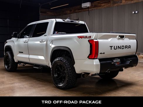 Used 2024 Toyota Tundra Limited AWD/4WD image 7