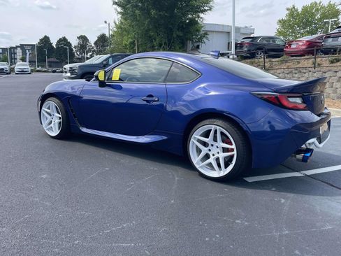 Used 2024 Toyota GR86 Premium RWD image 4