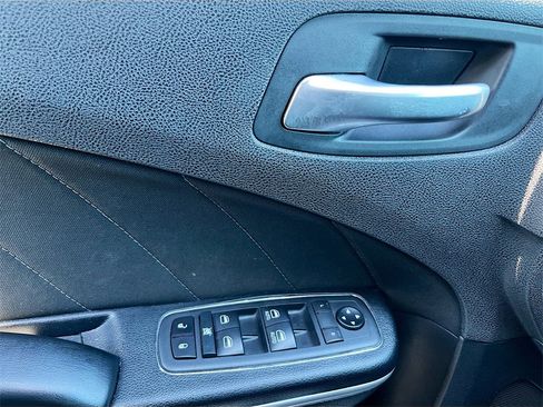 Used 2020 Dodge Charger Scat Pack image 17