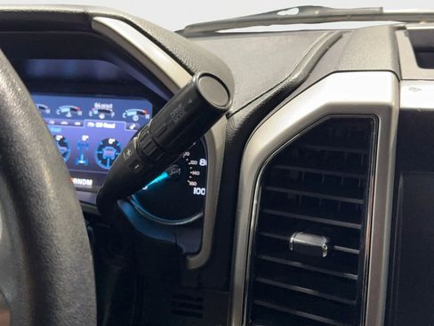 Used 2020 Ford F250 Lariat w/ Lariat Value Package image 38