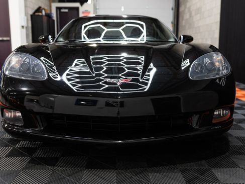 Used 2008 Chevrolet Corvette Coupe RWD image 4