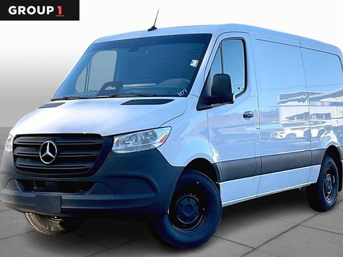 New 2025 Mercedes-Benz Sprinter 2500 image 1