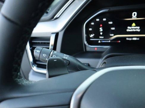 New 2025 GMC Sierra 1500 Denali w/ Technology Package image 36