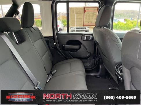 Used 2021 Jeep Wrangler Unlimited Sport image 21