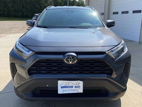 Used 2025 Toyota RAV4 XLE AWD/4WD image 3