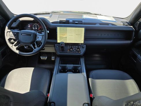 New 2026 Land Rover Defender 110 OCTA AWD/4WD image 9