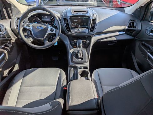 Used 2015 Ford Escape SE w/ Equipment Group 201A image 21