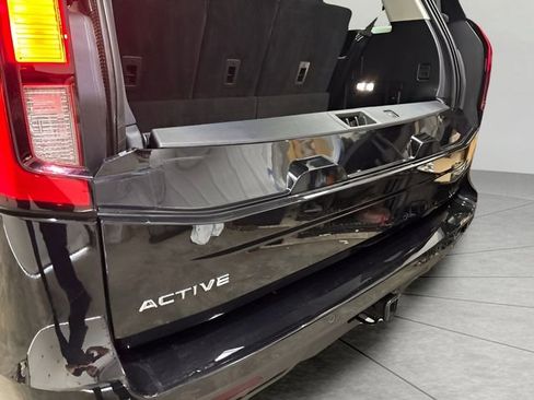 Used 2025 Ford Expedition Active image 27