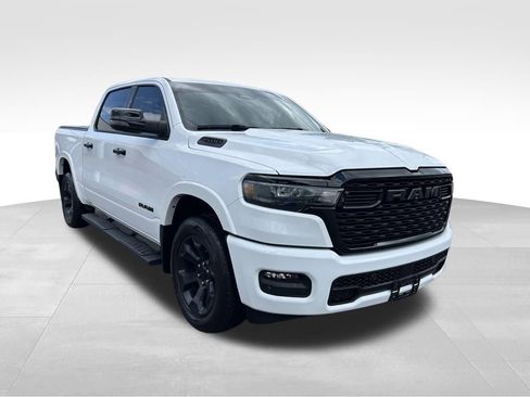 Used 2025 RAM 1500 Big Horn RWD image 2