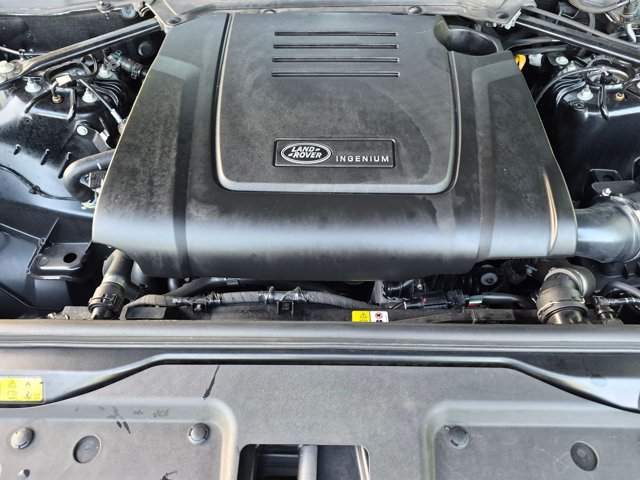 Certified 2025 Land Rover Discovery S AWD/4WD image 24