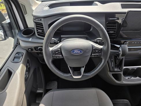 Used 2026 Ford Transit 350 XLT RWD image 19
