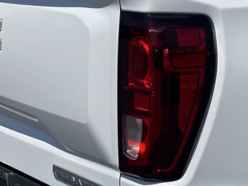 Used 2025 GMC Sierra 1500 Elevation AWD/4WD image 48