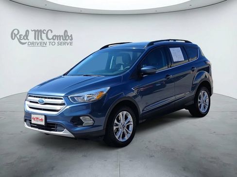Used 2018 Ford Escape SE w/ SE Sync 3 Package FWD image 1