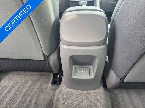 Used 2025 Hyundai Elantra SEL image 20