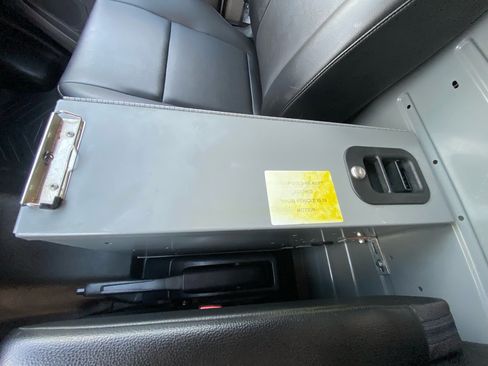 Used 2020 Ford Transit 250 Low Roof AWD image 35