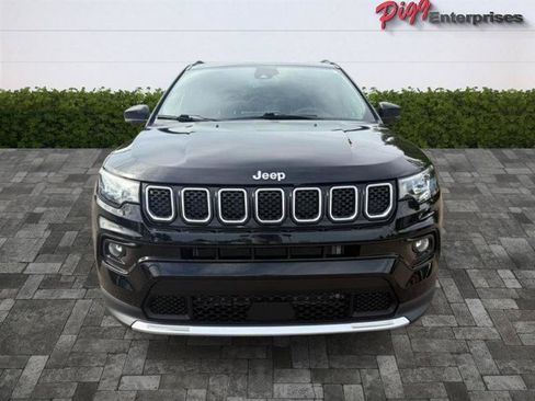 Used 2023 Jeep Compass Limited AWD/4WD image 5
