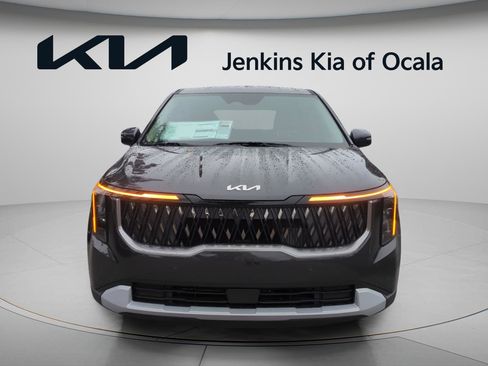 New 2026 Kia Carnival LXS FWD image 11