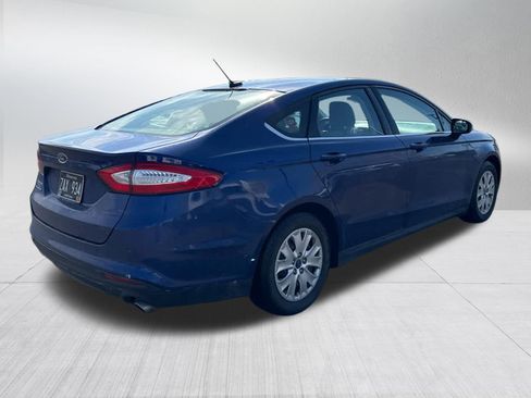 Used 2013 Ford Fusion S image 7