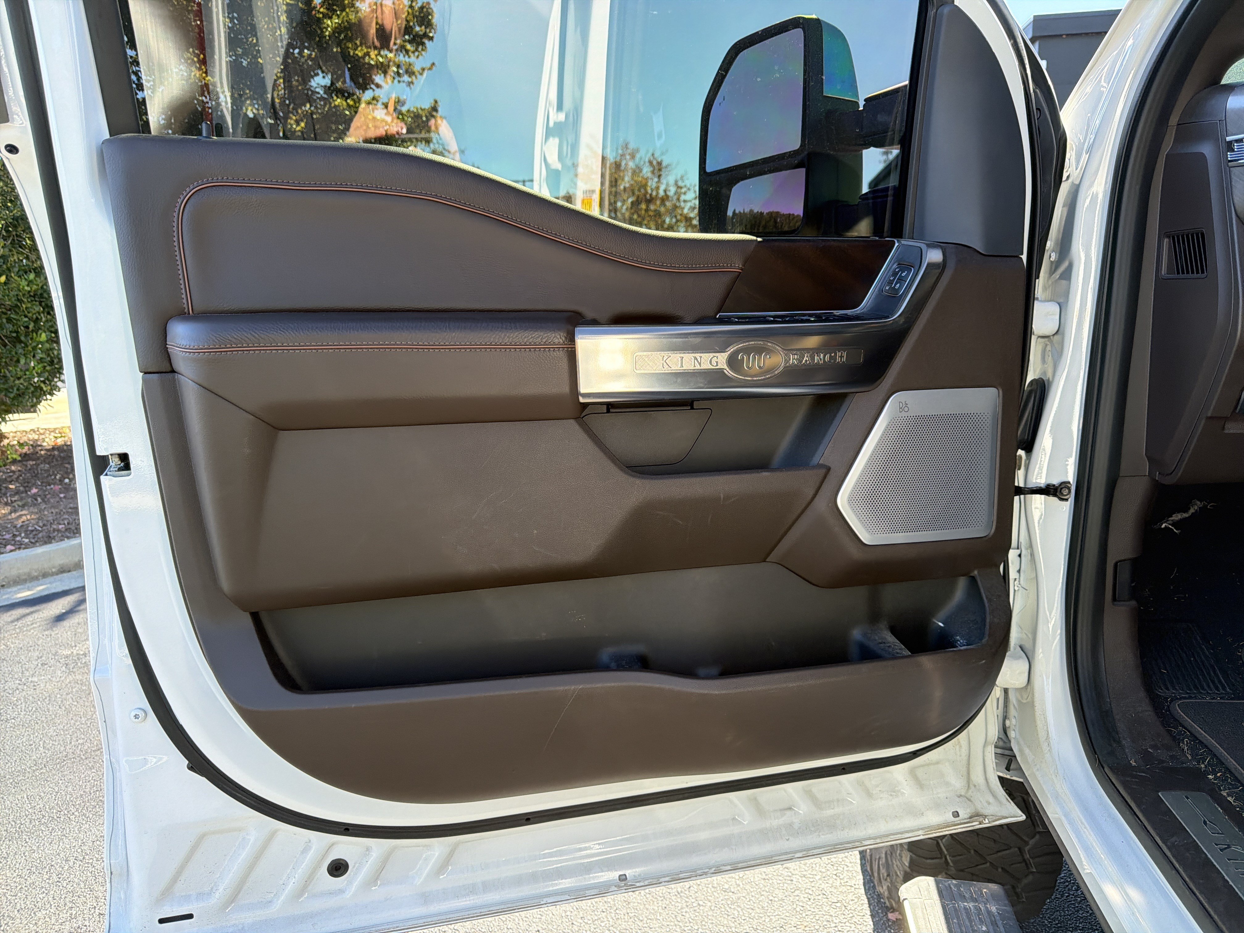 Used 2024 Ford F250 King Ranch w/ Chrome Package AWD/4WD image 15