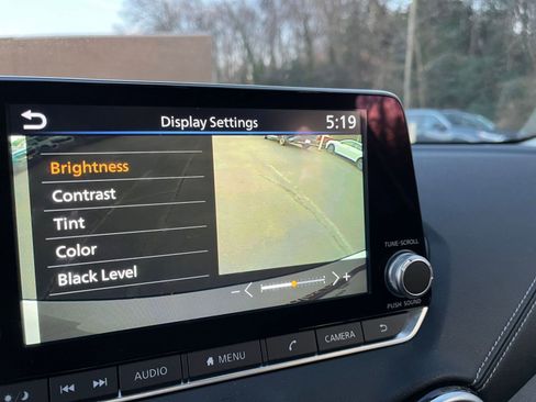 Used 2025 Nissan Sentra SV image 21