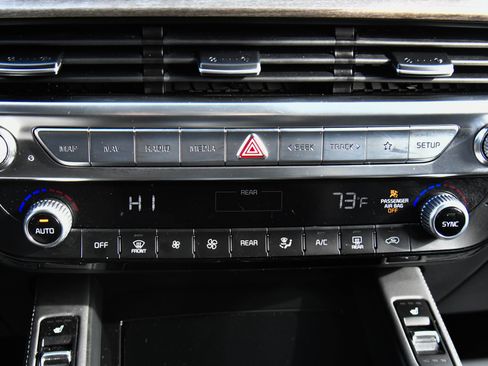 Used 2020 Kia Telluride EX w/ EX Premium Package image 24