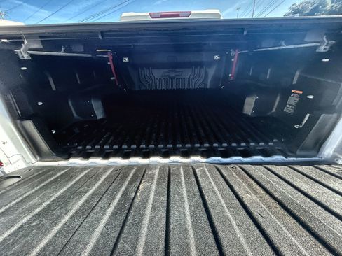 Used 2022 Chevrolet Silverado 1500 Custom w/ Safety Confidence Package image 26