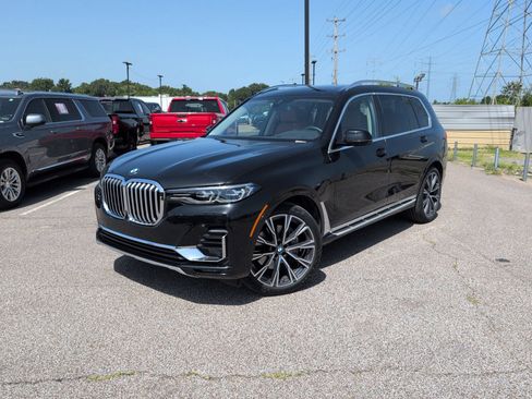 Used 2022 BMW X7 xDrive40i w/ Premium Package AWD/4WD image 1