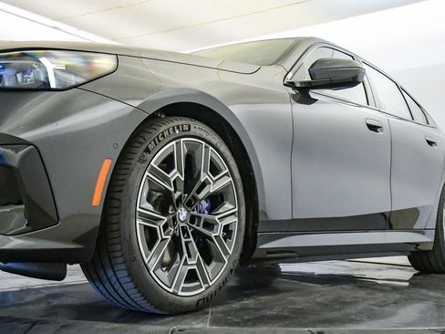 New 2026 BMW i5 eDrive40 w/ M Sport Package image 10