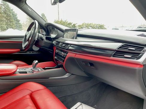 Used 2017 BMW X5 M Base image 31