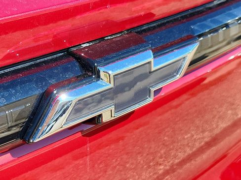 New 2026 Chevrolet Equinox EV RS image 34