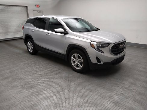 Used 2021 GMC Terrain SLE FWD image 11