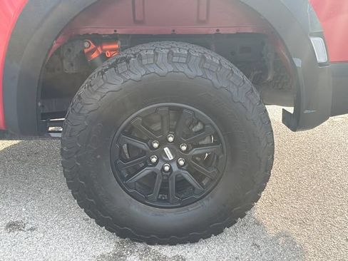 Used 2024 Ford F150 Raptor AWD/4WD image 46