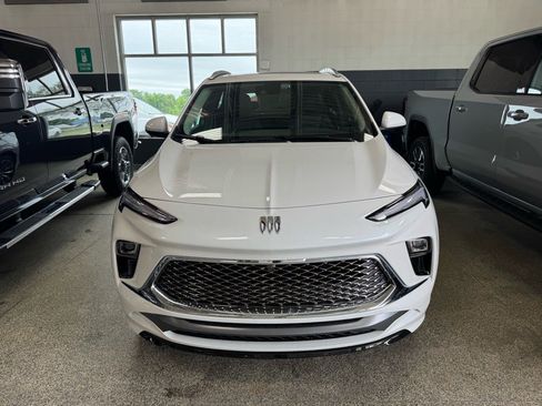 New 2026 Buick Encore GX Avenir w/ Avenir Technology Package image 2