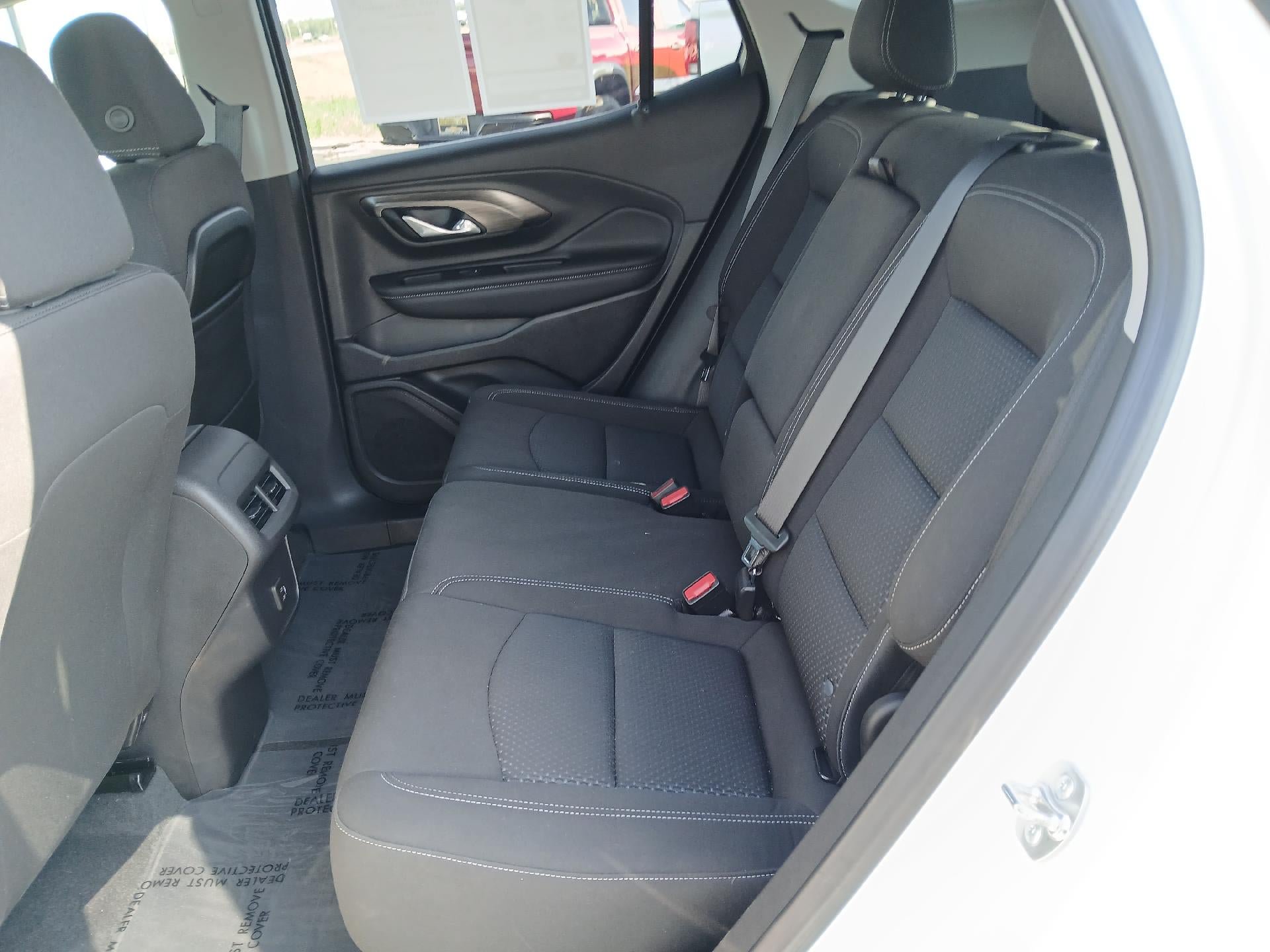 Used 2024 GMC Terrain SLE w/ Driver Convenience Package AWD/4WD image 16