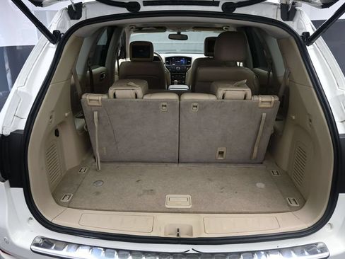 Used 2014 Nissan Pathfinder Platinum w/ Platinum Premium Package AWD/4WD image 24