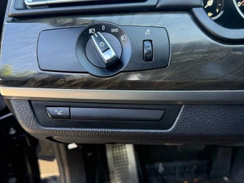 Used 2014 BMW 750i image 25