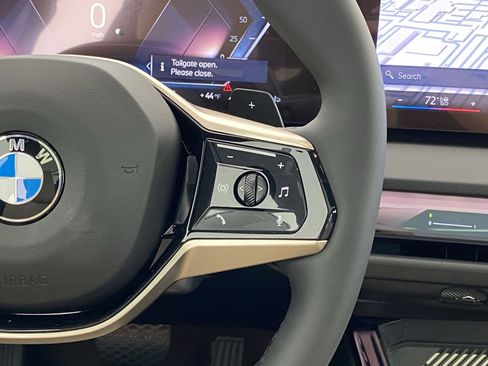 Used 2025 BMW X3 xDrive30i w/ Convenience Package image 29