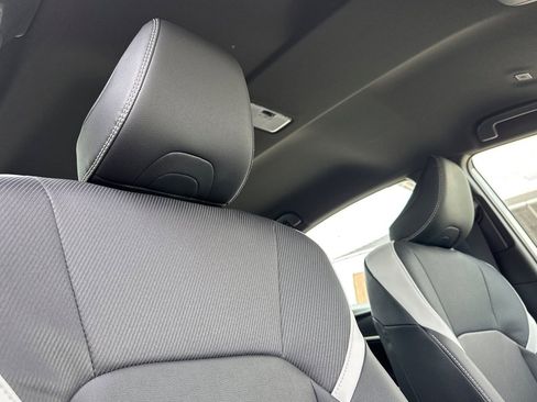 New 2026 Toyota Camry Hybrid image 18