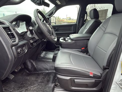 New 2026 RAM 3500 Tradesman image 12