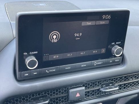 Used 2025 Honda HR-V LX image 16