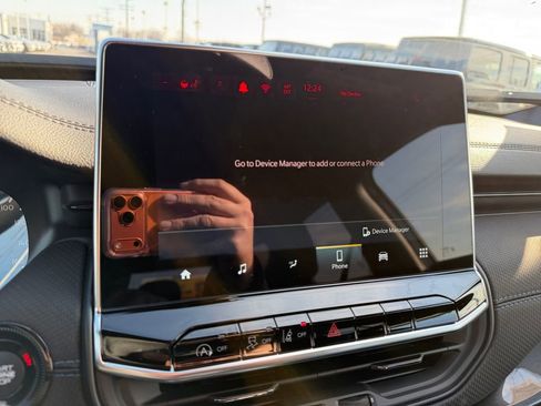 New 2026 Jeep Compass Latitude image 19